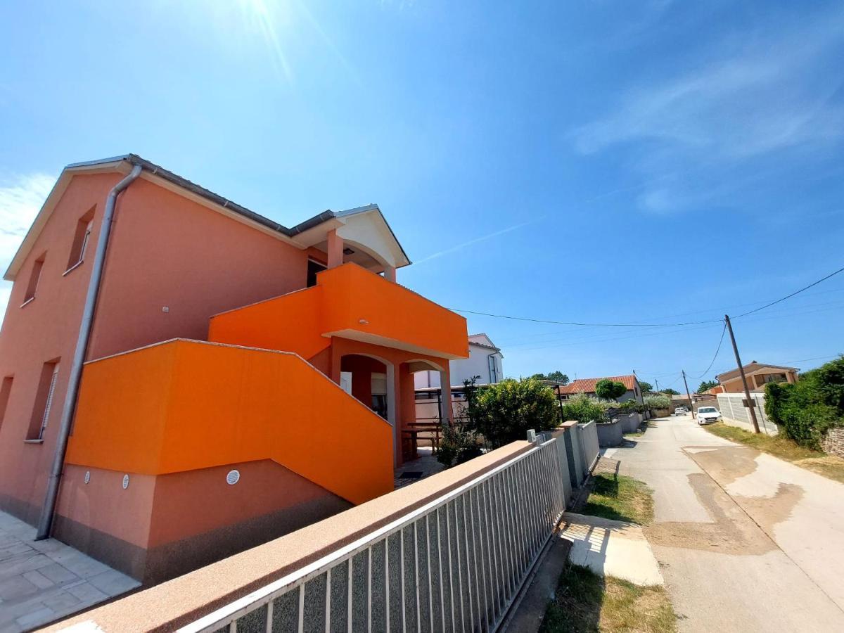 Apartman Zeljo Galižana Esterno foto
