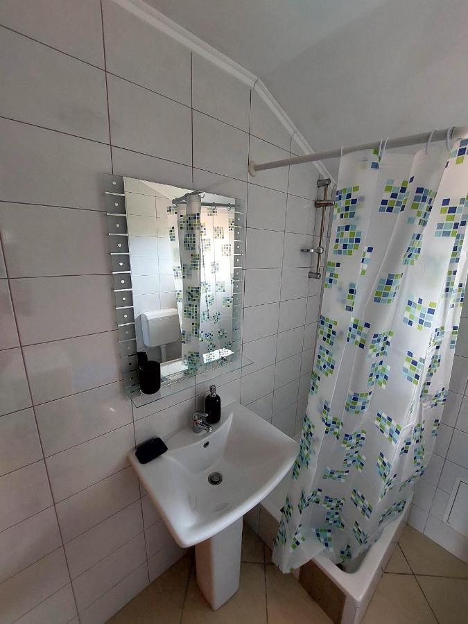 Apartman Zeljo Galižana Esterno foto